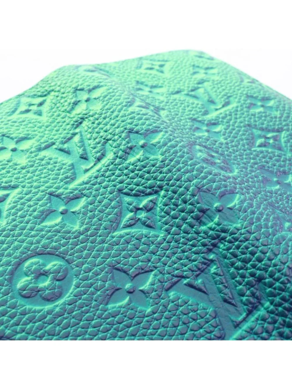 Louis Vuitton Bifold Wallet Portefeuille Brazza Monogram Taurillon Blue Vert